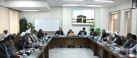 جلسه هم اندیشی مدیران و روحانیون حج تمتع 94